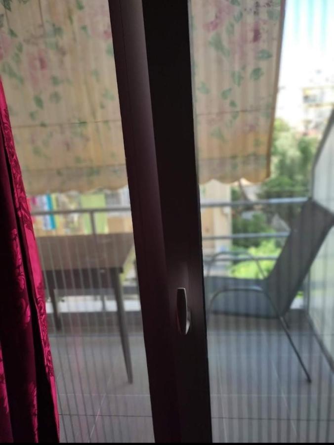 Λουτράκι Κέντρο Apartment Exterior foto