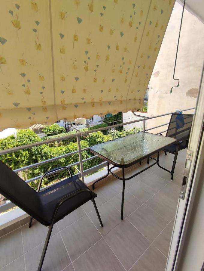 Λουτράκι Κέντρο Apartment Exterior foto